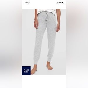 Gap Softspun Joggers